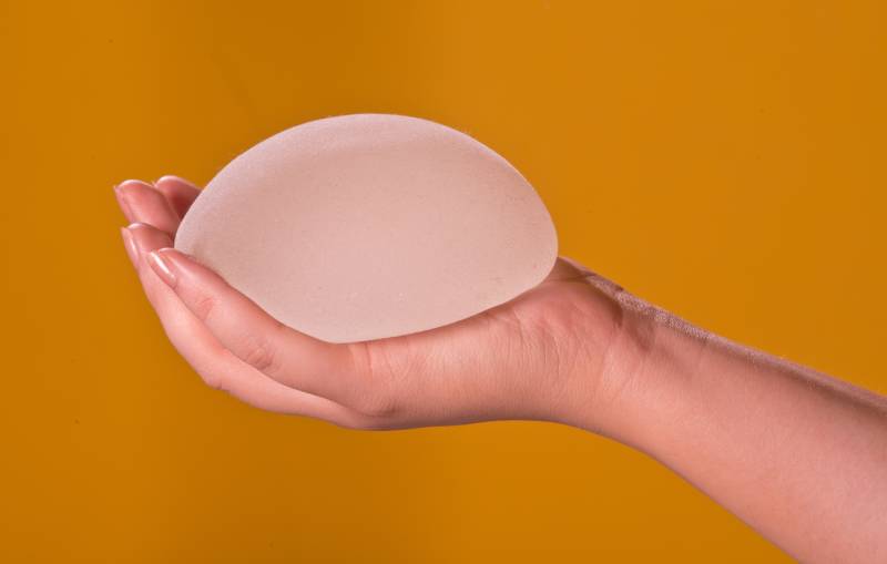 Go Gummy: A Guide on Choosing the Best Natrelle Breast Implants Newport Beach, CA